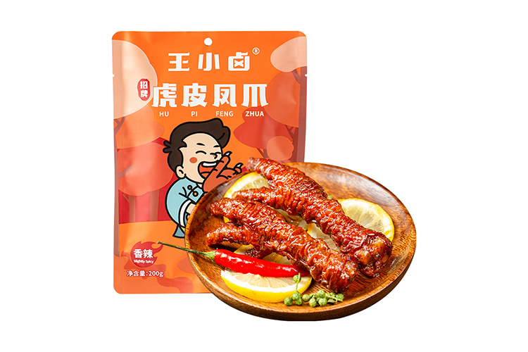 LUCKY WANG SLIGHTLY SPICY CHICKEN FEET 200G